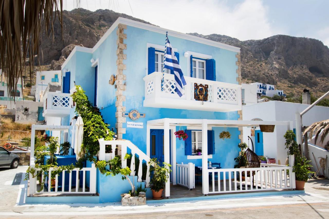 Captain Elias Studios 2 Foiníkion Exterior foto